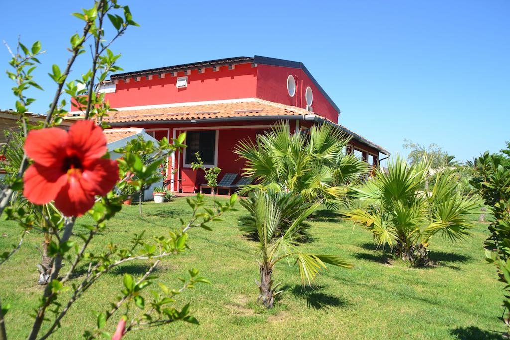 산타 마리아 델 포칼로 Floripa Surf House B&B 외부 사진